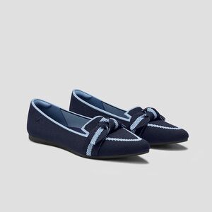 Vivaia Pointed Toe Bow Loafer Michelle 2.0 in Blue